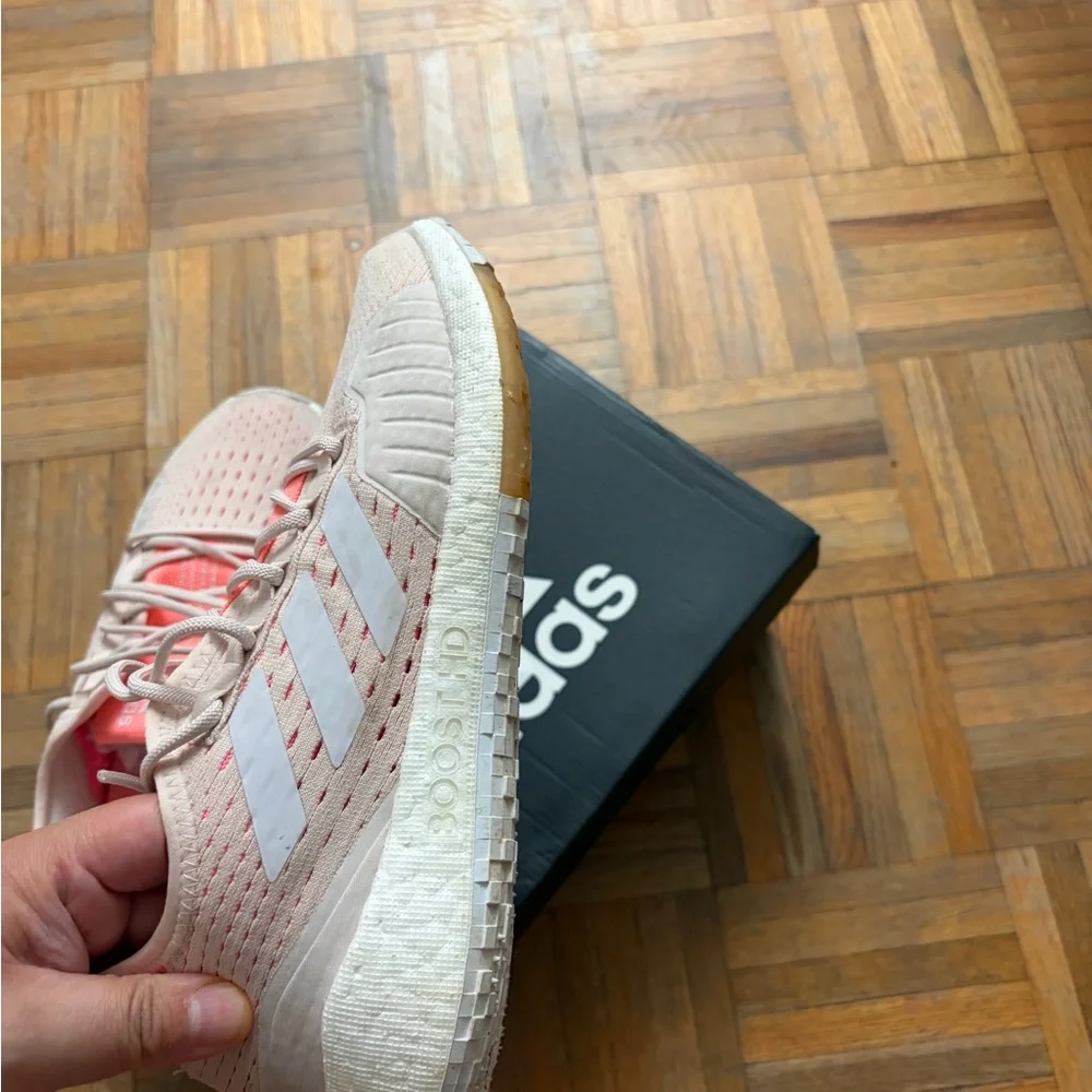 adidas 95% new